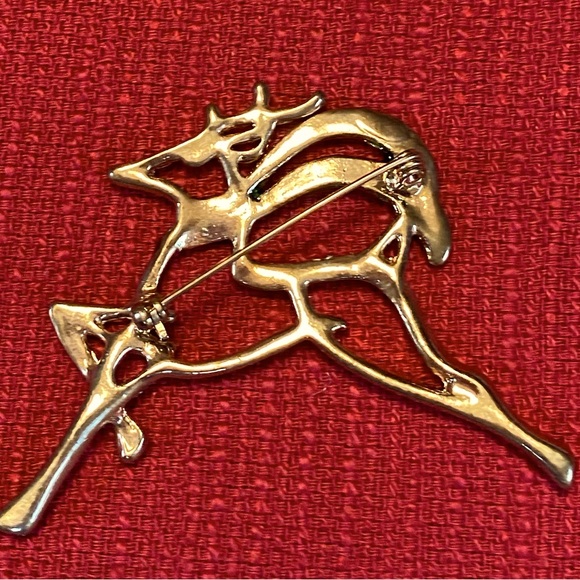 Vintage Gold & Enamel Christmas Reindeer Brooch - Picture 3 of 3